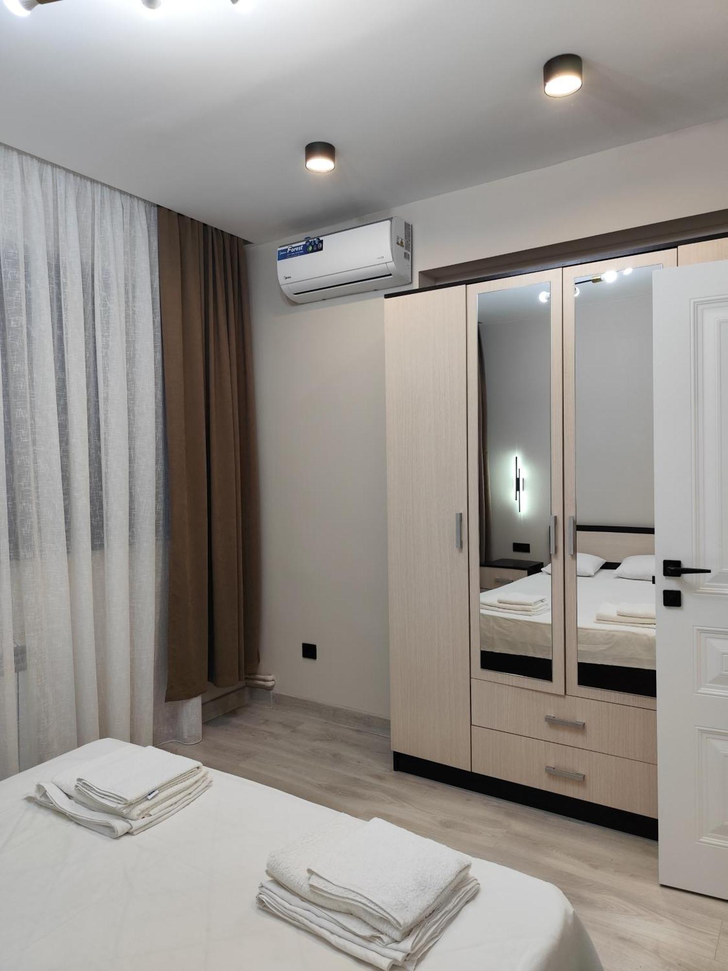 Apartment On Sayat Nova 33 Ереван Стая снимка